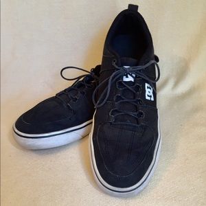 Under Armour Men’s Sneakers.